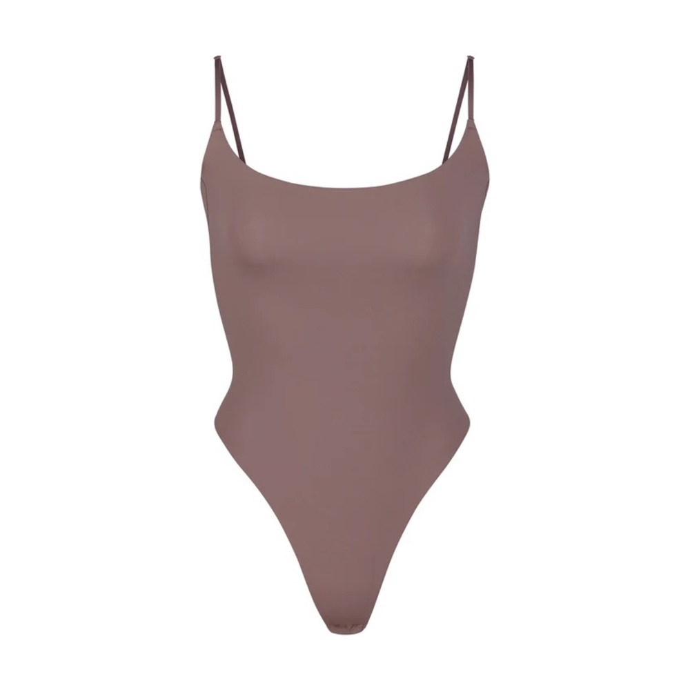 Skims Fits Everybody Cami Umbre LARGE